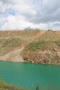 Dashteh Lar Dam - bottom of Damavand